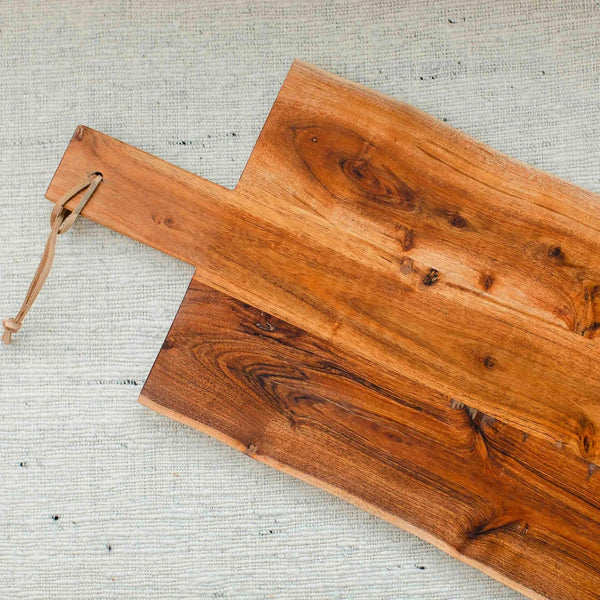 Nama™ cutting board (24 x 12 in.)